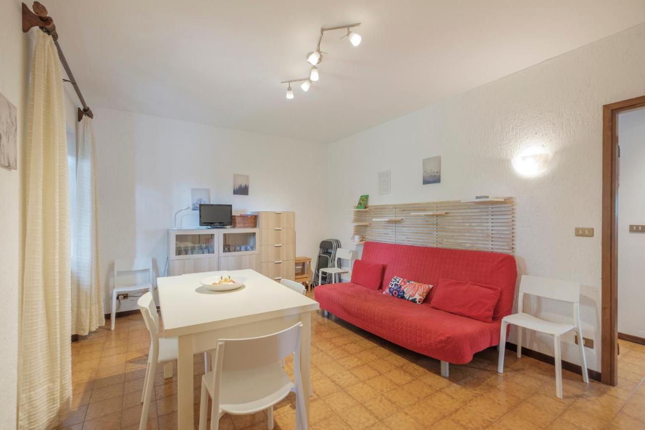 Villa Ida - 2 Bedrooms Apartment With Private Garden Sirmione Extérieur photo